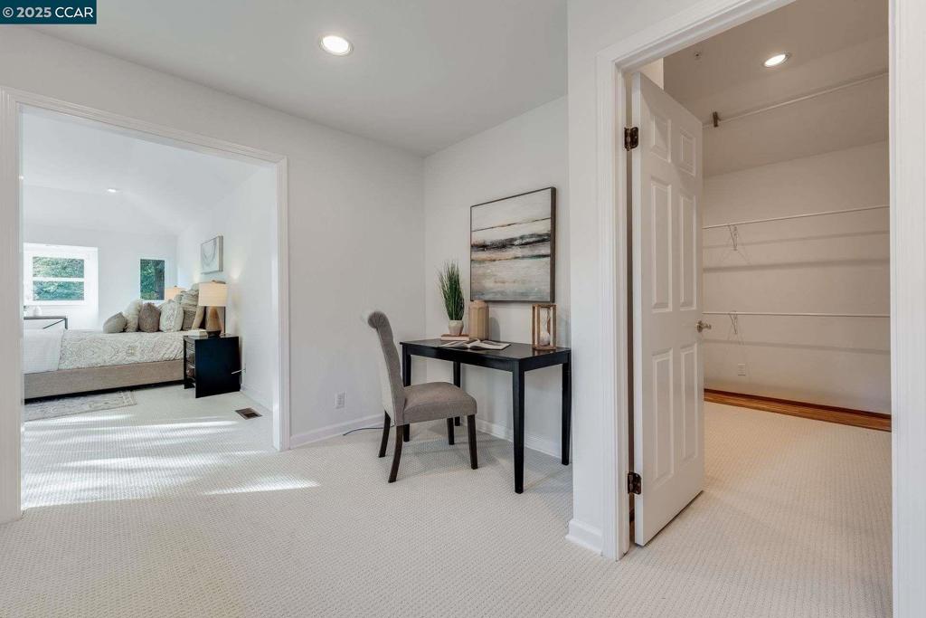 SANDERS RANCH - Residential