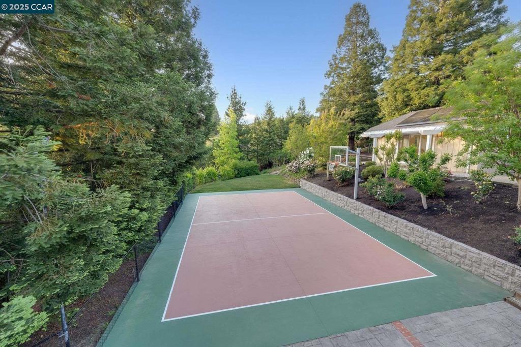 SANDERS RANCH - Residential