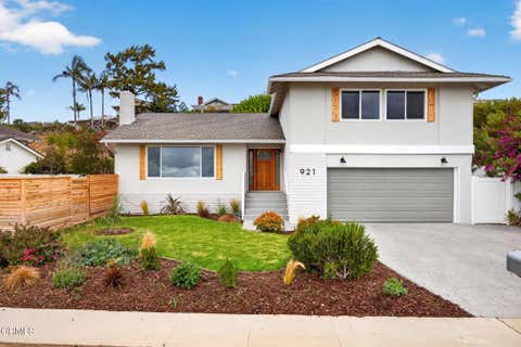 Photo of 921 Calle Pinata, Thousand Oaks, CA 91320 (MLS # V1-36654)