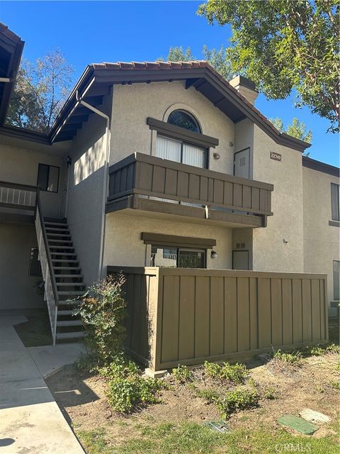 Photo of 22749 Lakeway Dr, Diamond Bar, CA 91765 (MLS # CV25274195)