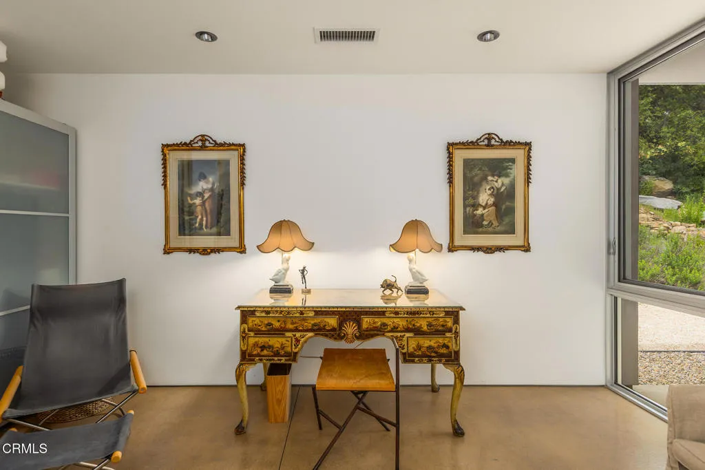 Ojai, California 93023, United States, 4 Bedrooms Bedrooms, ,3 BathroomsBathrooms,Residential,Active,232121