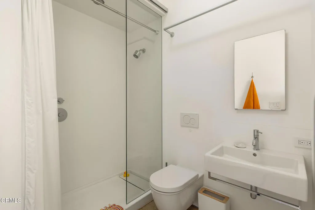 Ojai, California 93023, United States, 4 Bedrooms Bedrooms, ,3 BathroomsBathrooms,Residential,Active,232121