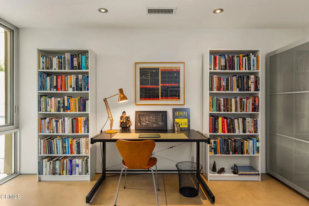 Ojai, California 93023, United States, 4 Bedrooms Bedrooms, ,3 BathroomsBathrooms,Residential,Active,232121