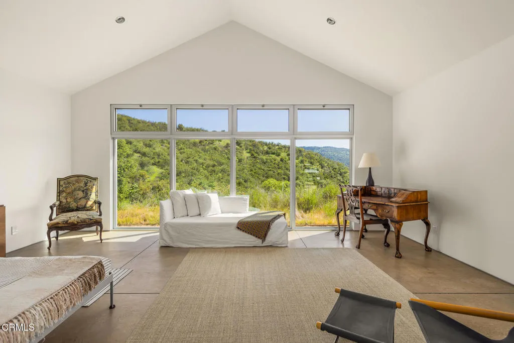 Ojai, California 93023, United States, 4 Bedrooms Bedrooms, ,3 BathroomsBathrooms,Residential,Active,232121