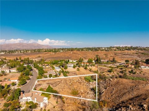 Photo of 6944 Ranch View Rd, Riverside, CA 92506 (MLS # SW25228108) Photo of 6944 Ranch View Rd, Riverside, CA 92506 (MLS # SW25228108)