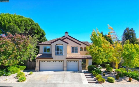Photo of 496 Panorama Dr DR, Benicia, CA 94510 (MLS # 41142835)