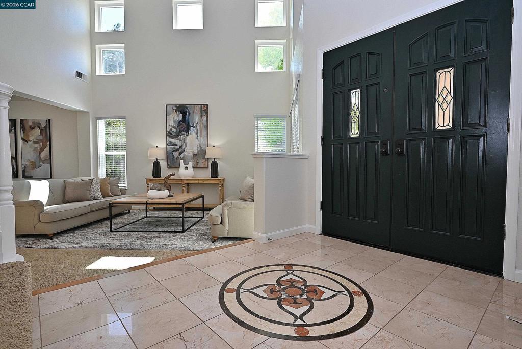 496 Panorama Dr
