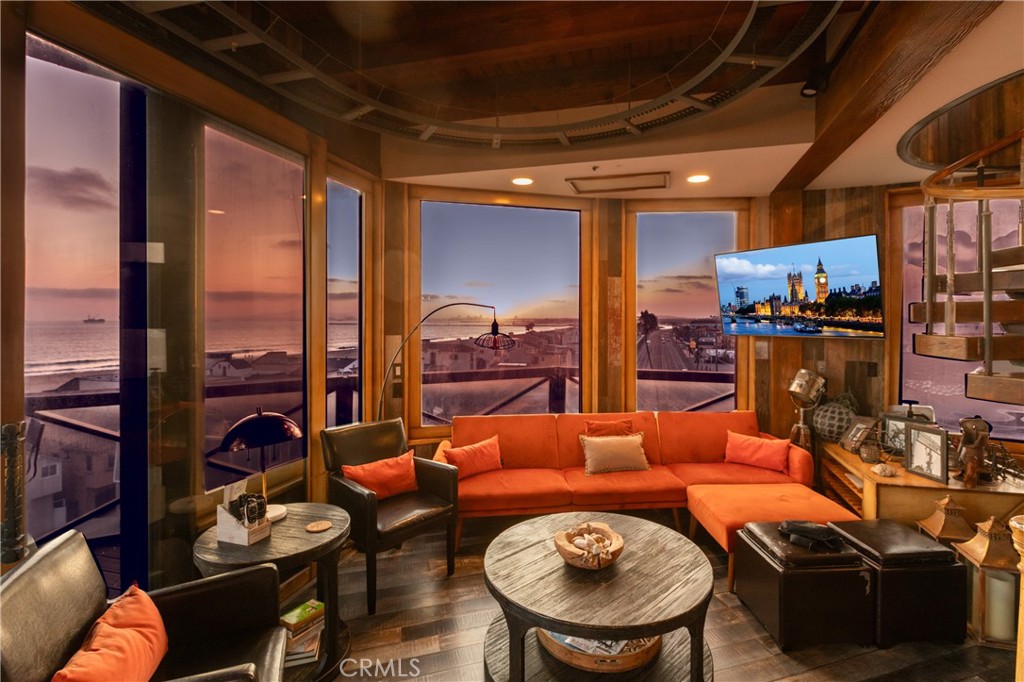 Bridgeport/Seal Beach (BPS) - Residential