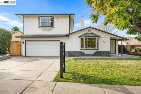 Photo of 42077 42077 Miranda St St, Fremont, CA 94539 (MLS # 41126598)