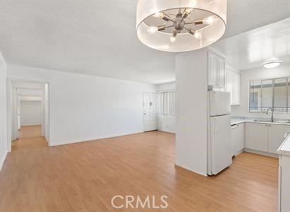Properties 4 1288 Barry Avenue