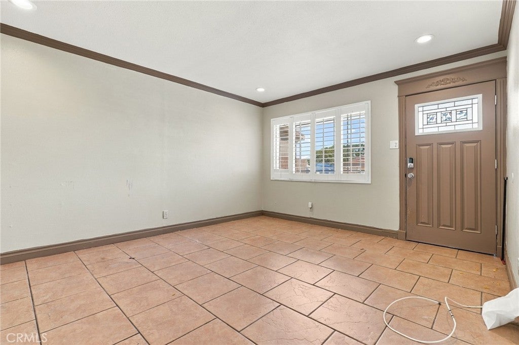 1704 Sunrise Road
