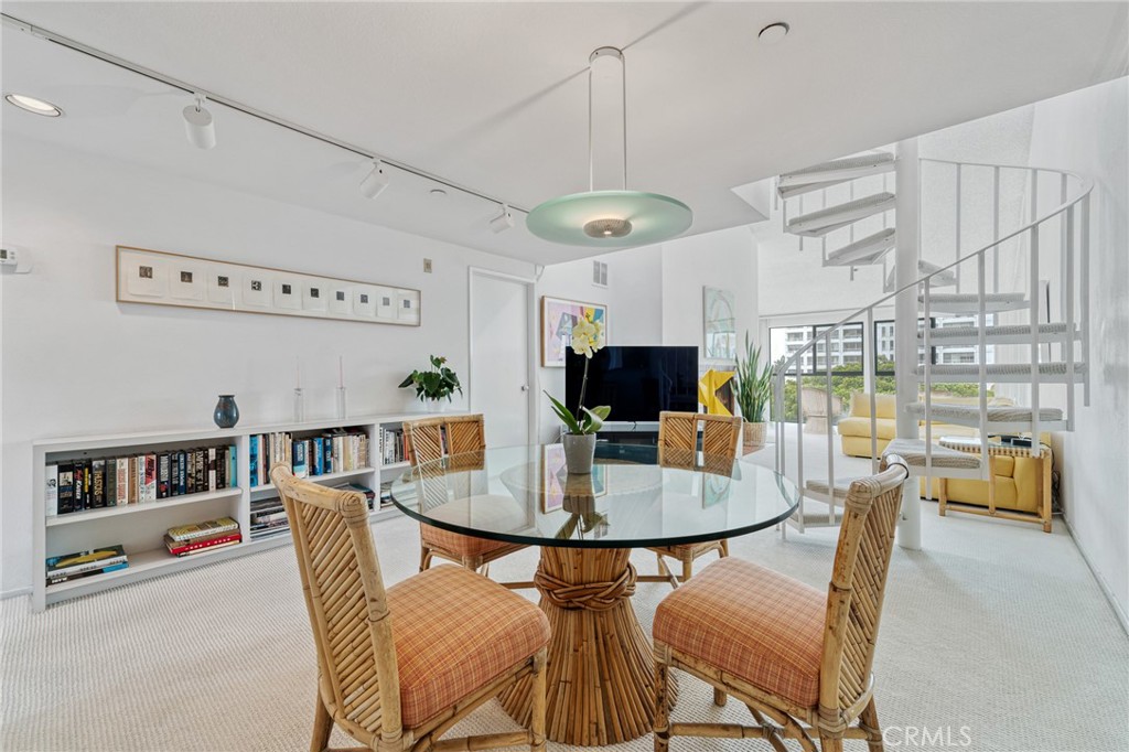 Properties 2 2910 Neilson Way 503
