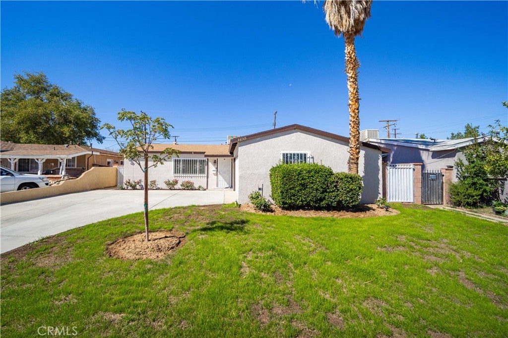 Photo of 44745 6th ST E, Lancaster, CA 93535 (MLS # SR26216161)