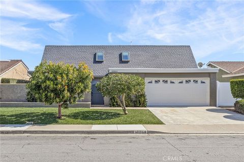 18864 Cordata Fountain Valley CA 92708
