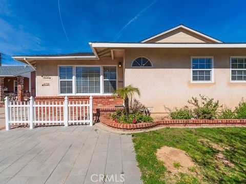 Photo of 4737 W 191st St, Torrance, CA 90503 (MLS # SB26040536)