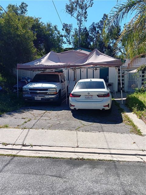 8912 Bachry Sunland CA 91040