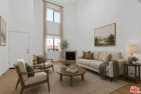 Photo of 3939 Moore Street #202, Los Angeles, CA 90066 (MLS # 26831355)