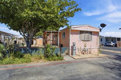 Photo of 3753 E Avenue I, space 94, Lancaster, CA 93535 (MLS # SR26134809)