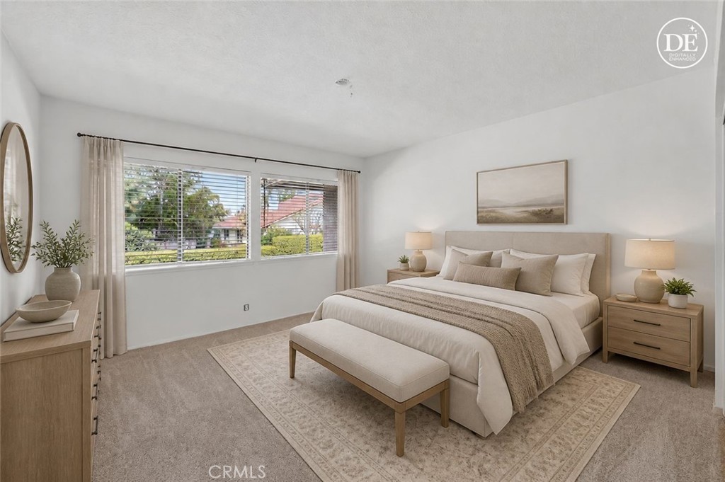 1128 N Avila
