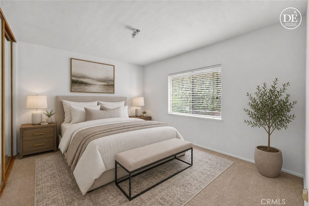 1128 N Avila
