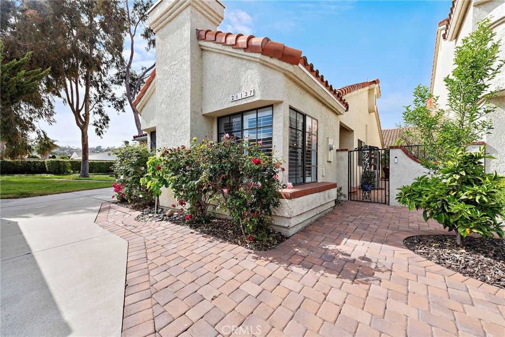 Photo of 26137 Via Monterey, San Juan Capistrano, CA 92675 (MLS # OC26013813)