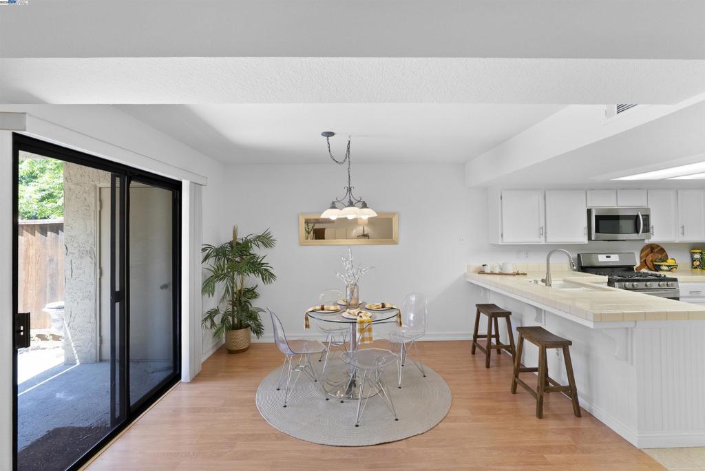 GARDEN COMMON - Residential