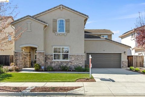 Photo of 2469 Talaria Dr Dr, Oakley, CA 94561 (MLS # 41126118)
