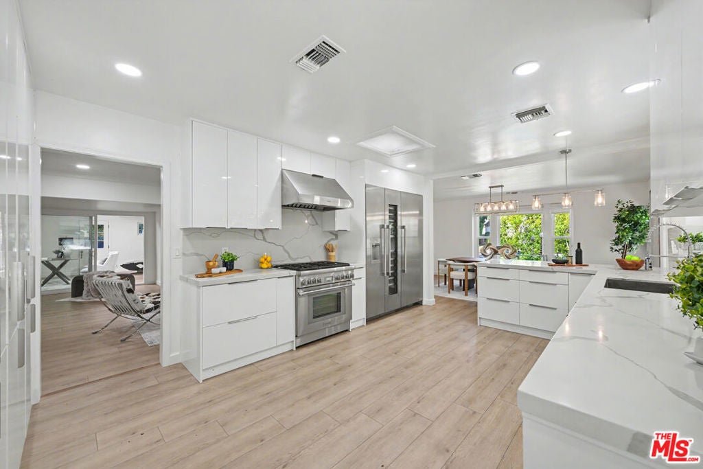 344 S Camden Drive