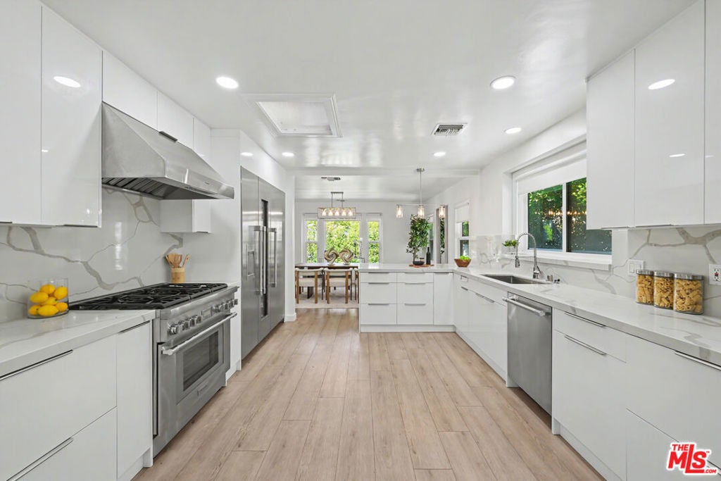 344 S Camden Drive