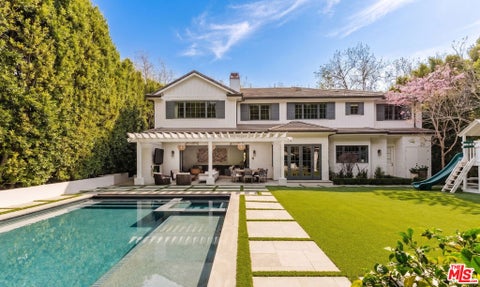 Photo of 957 Corsica Drive, Pacific Palisades, CA 90272 (MLS # 26637087)
