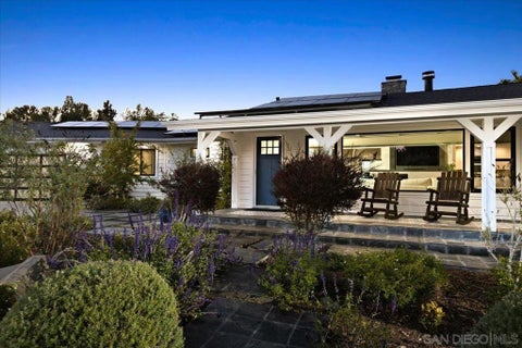 Photo of 14272 Jerome Drive DR, Poway, CA 92064 (MLS # 260010968SD)