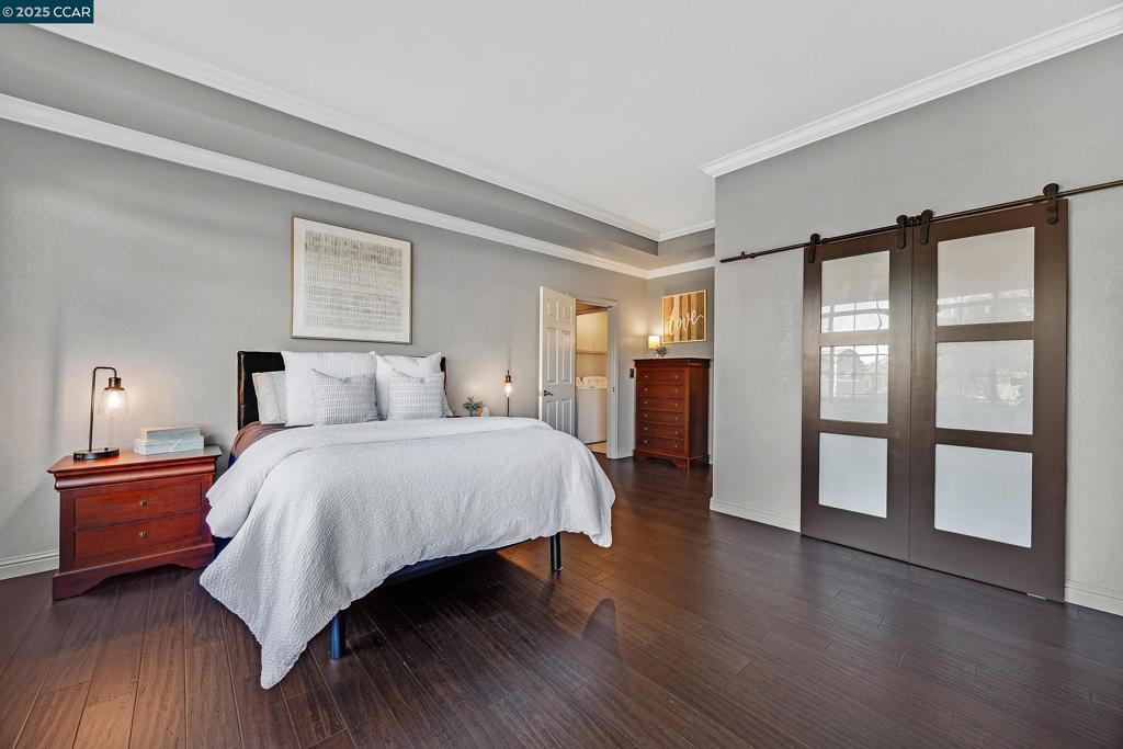 CANYON LAKES - Residential