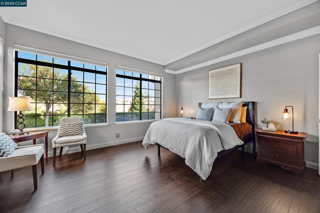 CANYON LAKES - Residential