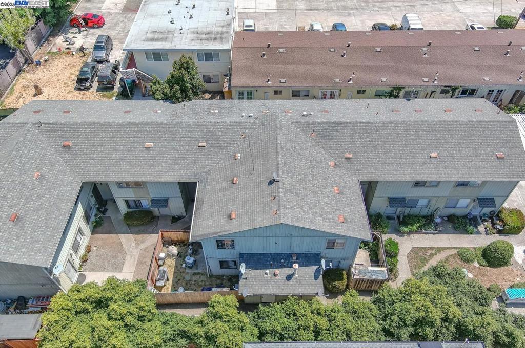 350 Smalley Ave