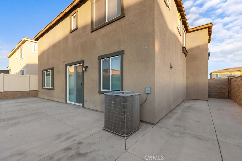 UNK - Residential Lease