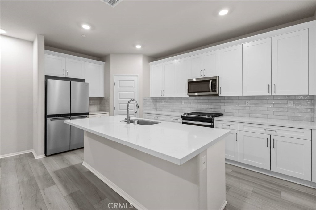 UNK - Residential Lease