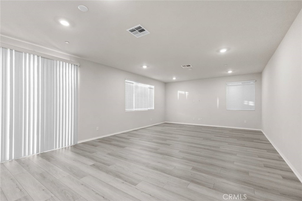 UNK - Residential Lease