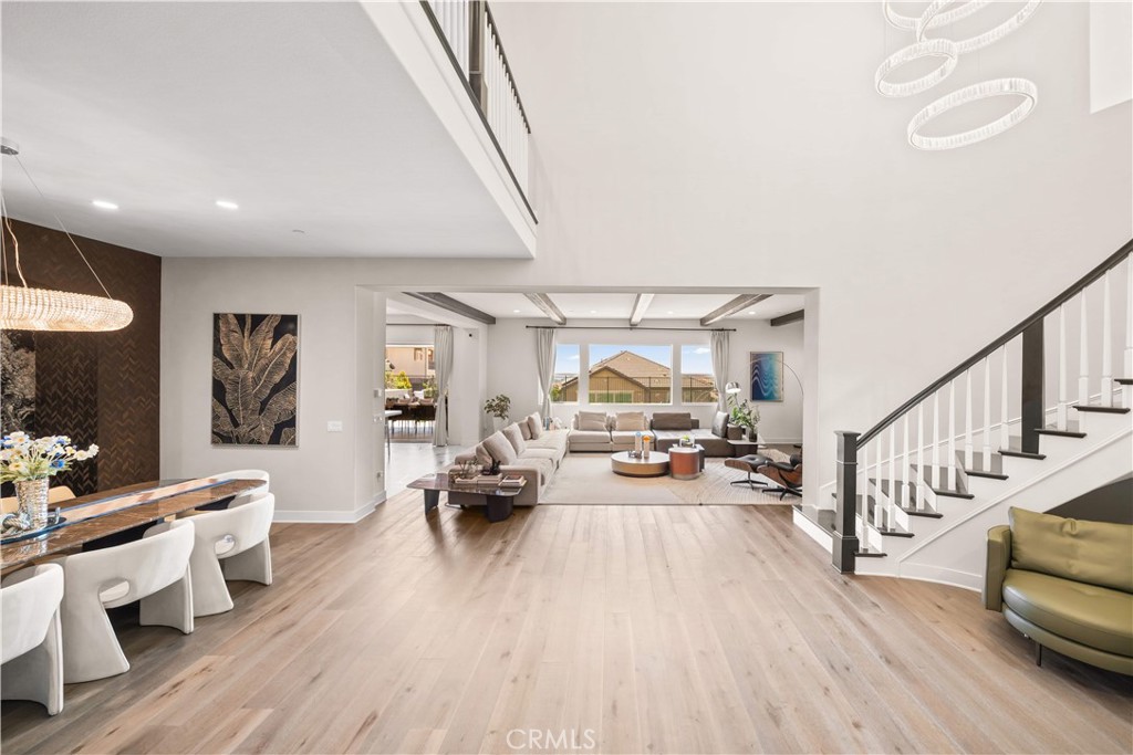 2592 Highland Oak Court