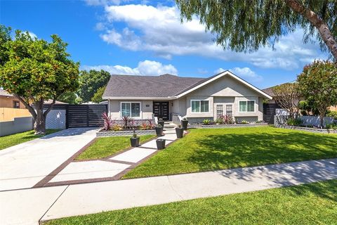 Photo of 16423 California Avenue, Bellflower, CA 90706 (MLS # PW26101662)