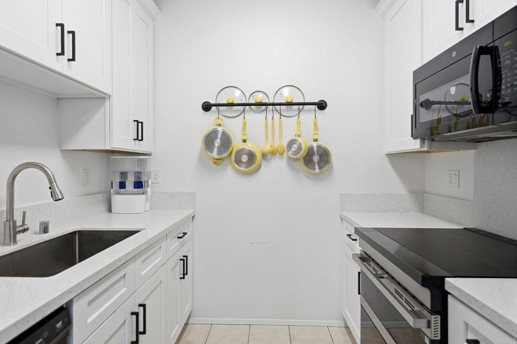 8310 Regents Road 1E