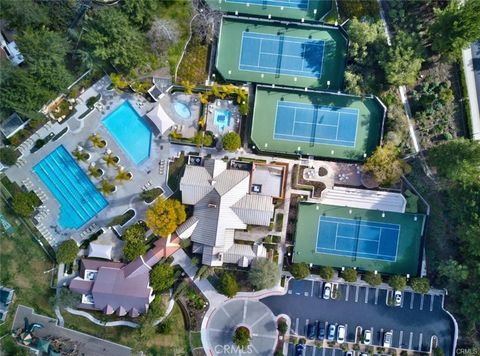 22052 Oak Grove Mission Viejo CA 92692