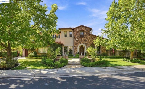 Photo of 370 Golden Grass Dr, Alamo, CA 94507 (MLS # 41151062)
