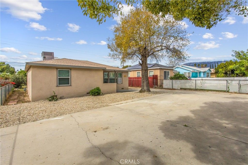 Photo of 2824 N Waterman Avenue, San Bernardino, CA 92404 (MLS # IG26048783)