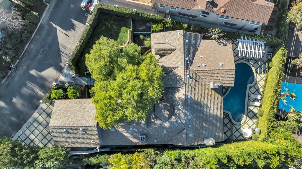 Photo of 12953 Greenleaf St, Studio City, CA 91604 (MLS # SR26044273)