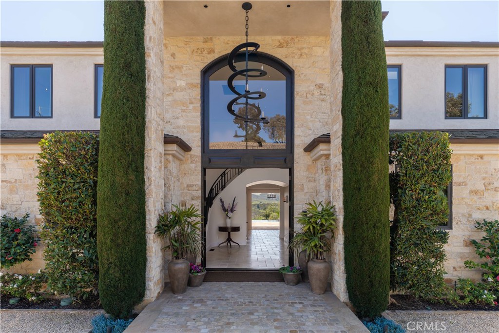 28481 Avenida La Mancha