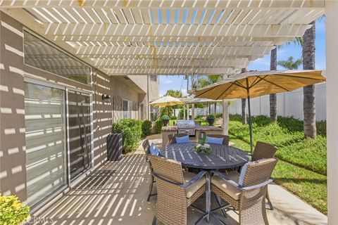 Tiny photo for 25235 Corte Sur, Murrieta, CA 92563 (MLS # SW26085872)