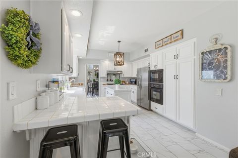 Tiny photo for 25235 Corte Sur, Murrieta, CA 92563 (MLS # SW26085872)