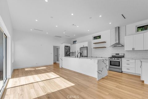 Photo of 22716 Schoolcraft St, West Hills, CA 91307 (MLS # SR26033524)