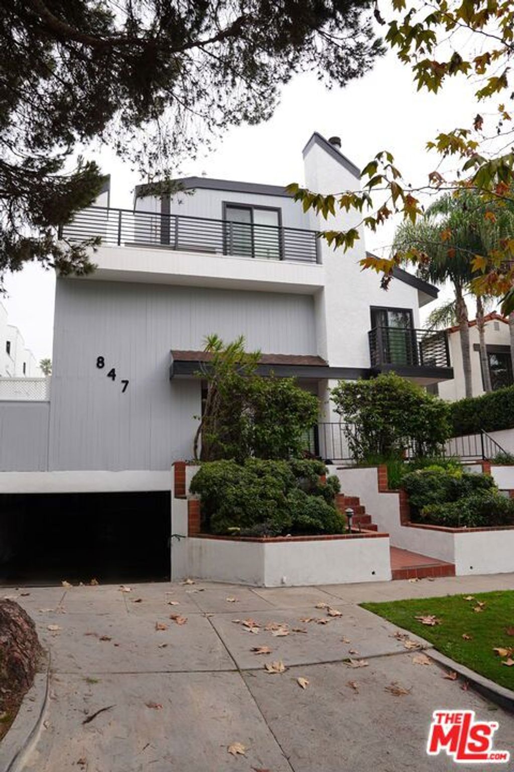 Photo of 847 17th Street #1, Santa Monica, CA 90403 (MLS # 26640713)