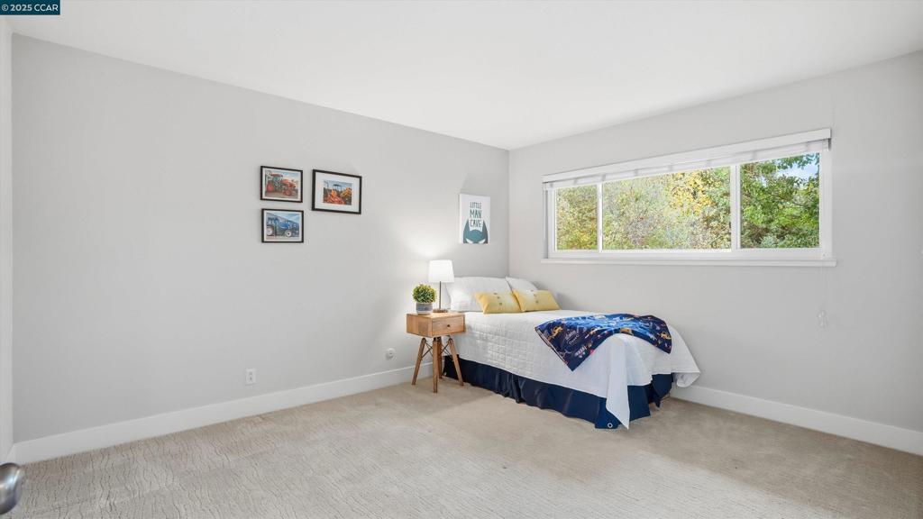 VIRGINIA HILLS - Residential